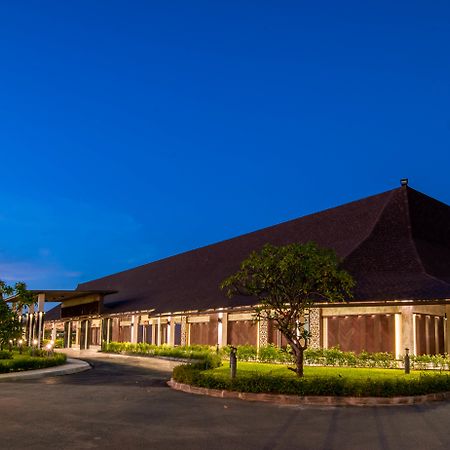 Bangsaen Heritage Hotel - Sha Plus Certified Exterior foto