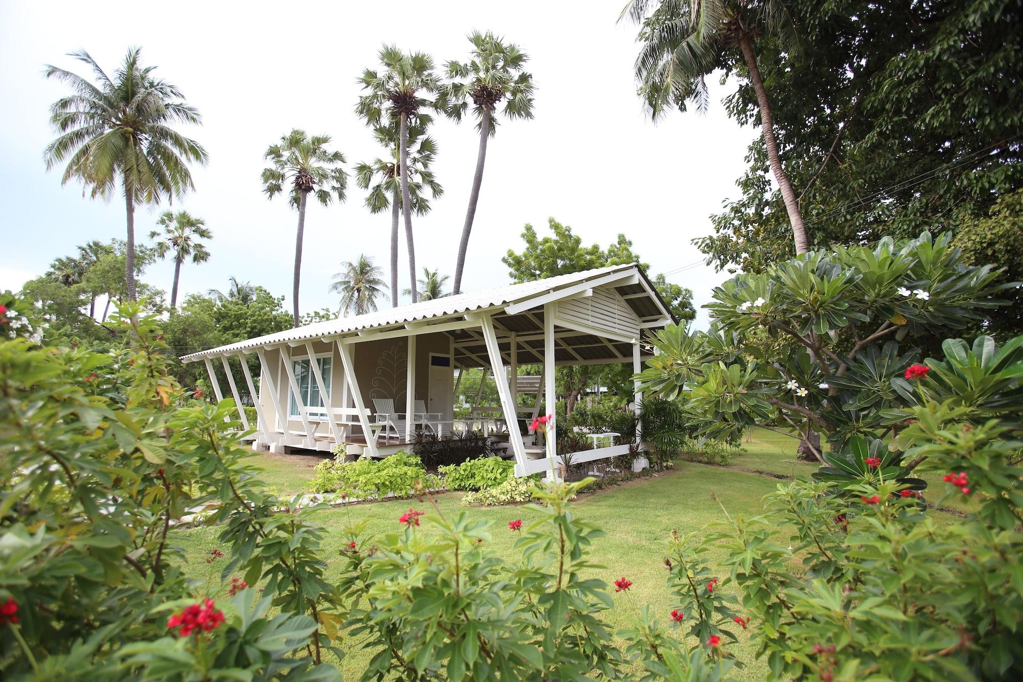 Bangsaen Heritage Hotel - Sha Plus Certified Exterior foto